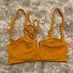 Boys + arrows bikini swim Norris top in Goldilocks S